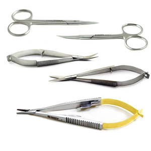 Ensemble de 5 instruments de microchirurgie manuels en acier inoxydable de haute qualité : Ciseaux à ressort Noyes, Pinces Castroviejo, TC Iris - Product Image 1