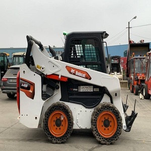 Cargadora de orugas BobCat S66 original, maquinaria de construcción con motor principal en stock - Product Image 6
