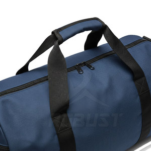 Bolsa de Gimnasio Casual Plegable Ligera de Poliéster con Compartimento para Zapatos, Capacidad de 30-40L para Entrenamientos, Ejercicio Diario y Viajes - Product Image 4