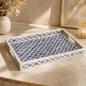 Plateau de service carré à motif zigzag audacieux avec finition brillante Design moderne élégant Idéal pour la décoration de cadeaux et l'utilisation de la salle à manger - Product Image 6