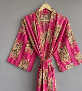 Kimono en coton imprimé floral de qualité supérieure, style indien, vêtement de détente doux et respirant pour femme, idéal pour l'été - Product Image 5