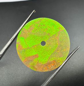 หน้าปัดนาฬิกาโอปอลสังเคราะห์ ขนาด 28.5 มม. ขัดเงาด้านเดียว หนา 0.7 มม. รูตรงกลาง 2 มม. - Product Image 3