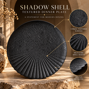 Assiette à dîner noire texturée Shadow Shell, motif coquillage sculpté, vaisselle de table moderne décorative |   Assiette Premium - Product Image 5