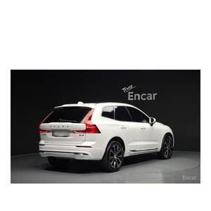 Volvo XC60 B6 Ultimate 2023 con Volante a la Izquierda, Caja de Cambios Automática, Asientos de Cuero, Cámara Trasera - 35,223 km, Color Brillante - Product Image 2