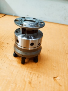 Cabezal de Rotor de Hierro Fundido Zango 36158 para Tractores JD - Nuevo, Alto Rendimiento, Buena Calidad - Product Image 1