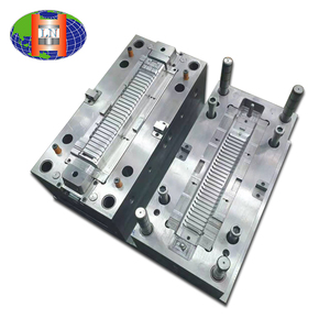 Moldes Negros de TPU/PC - Servicio de Plástico OEM/ODM - Product Image 2