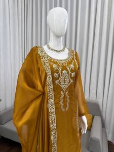 Conjunto de Salwar Kameez de Seda Vintage con Dupatta Bordada, Traje Indio Pakistaní para Mujer, para Bodas y Fiestas - Product Image 3