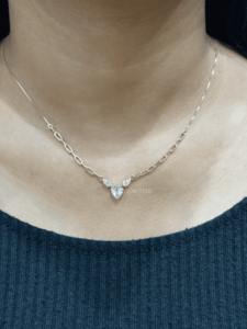 Collar con Colgante de Oro de 1.35 Ct con Diamante Cultivado en Laboratorio, Certificado IGI, VS1, Romántico, con Engaste de Puntas, Joyería Fina para Mujer - Product Image 1