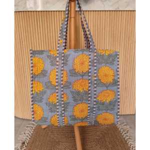 Bolso Tote Floral Acolchado de Algodón 100% Indio para Mujer, Bolso de Hombro de Algodón Hecho a Mano, Bolso Acolchado Estampado, Bolso de Algodón Ecológico - Product Image 1