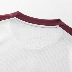 Maillot de sport léger à col en V, chemise athlétique performante, respirante, uniforme d'équipe, vêtements de sport pour les entraînements et les matchs des joueurs - Product Image 4
