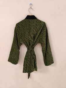 Women's <b>Green</b> Animal Print <b>Velvet</b> Kimono Robe V-Neck Full-Length Long Sleeves Winter Casual Luxury Coat Machine-Washable - Product Image 6