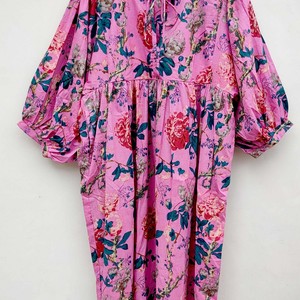 Vestido Maxi con Estampado Floral para Mujer, Corte Holgado, Cuello con Lazos, Manga Abullonada, Estilo Casual de Verano, Color Rosa, Tejido 100% Poliéster Transpirable con Volantes - Product Image 1
