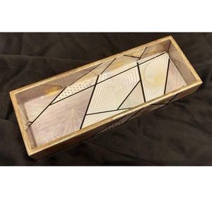 Plateau de service rectangulaire gravé et poli en MDF laqué ILAHI - à un seul niveau, style américain, biodégradable, qualité alimentaire, compatible lave-vaisselle - Product Image 3