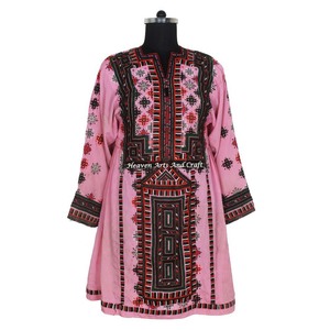 Vestido Balochi Afgano Negro Vintage Hecho a Mano, el Mejor Diseño de Ropa Femenina Inspirado en la Cultura Pakistaní e India, BDR085 - Product Image 6
