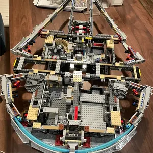 Ensemble de blocs de construction de vaisseaux spatiaux Millennium Falcon, 8445 pièces, jouets de montage de navires de guerre, modèles de briques de difficulté élevée, pour cadeaux - Product Image 5
