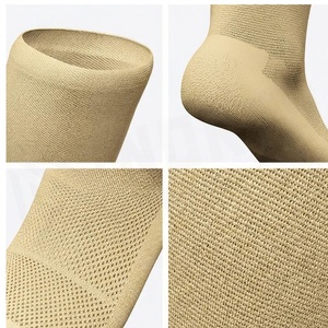 Chaussettes hautes unies respirantes en tricot de spandex et polyester pour adulte, idéales pour l'été et le quotidien - Product Image 4