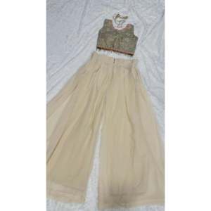 Conjunto de Pantalones Palazzo Elegantes para Mujer con Adornos de Espejo y Piedras, Conjuntos Elegantes para Mujer - Product Image 1