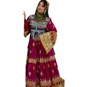 Vestido Afgano con Borlas, Hecho a Mano, Estilo Tribal Balochi, Vestido Étnico Kuchi, Hecho en Pakistán, Tradicional con Borlas, Bordado Moderno - Product Image 1