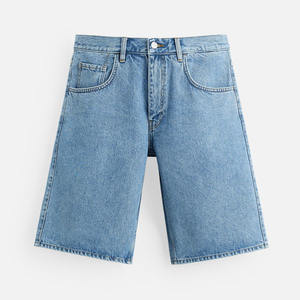Shorts en jean pour homme de haute qualité, coupe ample, denim délavé bleu moyen, avec poches - Product Image 5