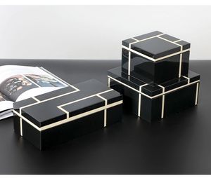 Boîte de rangement pour bijoux NEHA ENTERPRISES, vintage, en résine gravée, écologique, rectangulaire, faite à la main, pour ranger les bagues - Product Image 1