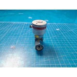 Vanne à diaphragme compacte FUJIKIN 316L 469223 utilisée comme pièce détachée pour équipement semi-conducteur Legacy - Product Image 5