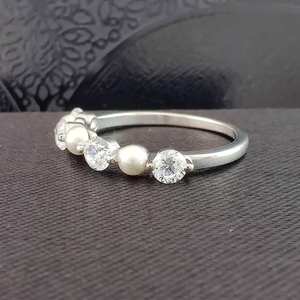 Anillo de Moissanita con Corte Redondo y Perla de Agua Dulce para Unisex, Plata 925 Original, Regalo de Boda o Fiesta para Pareja - Product Image 4