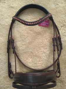 Brida de caballo de cuero acolchado suave de calidad superior con banda de cejas de cristal Productos de caballo de gama alta - Product Image 3