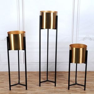 Macetero Metálico de Acabado de Lujo con Soporte, Elegante Contenedor Decorativo para Plantas, Perfecto para Decoración Interior y Exterior Contemporánea del Hogar - Product Image 5