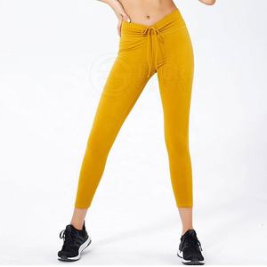 Venta al por mayor de 2 piezas de ropa de Yoga Fitness Gimnasio Mujeres de alta calidad de impresión personalizada de peso ligero Mujeres Yoga Set - Product Image 5