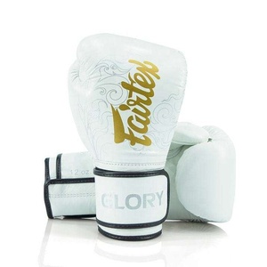 นวมชกมวย Fairtex x Glory รุ่นพิเศษ หนัง PU รุ่น Glory Edition สำหรับฝึกซ้อมในยิม แบบ Unisex ปิดด้วยหัวเข็มขัด รุ่น RL-BG-283 - Product Image 6