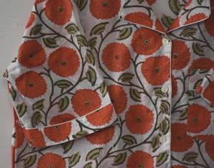 Ensemble pyjama d'été en coton tissé imprimé floqué, collection 2026, avec pochette de voyage assortie, vêtements de nuit floraux faits main, tenue décontractée pour femme - Product Image 3