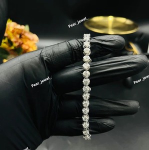 Bracelet en moissanite, best-seller, pour mariage, fiançailles et usage quotidien, finition étincelante, disponible au meilleur prix du marché. - Product Image 6