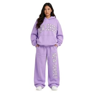 Survêtements oversize en molleton de coton lavande pour femme, style universitaire, avec lettrage personnalisé et détails imprimés, style streetwear - Product Image 1