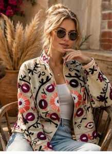 Veste en coton brodée Suzani artisanale, authentique artisanat traditionnel, style bohème pour femmes, manteau floral artisanal, blazer d'hiver - Product Image 3