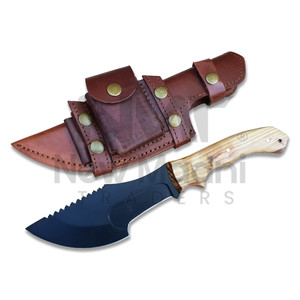 Couteau artisanal en acier carbone, lame à runes nordiques, couteau de chasse et de survie, manche en bois de rose, en vente à bas prix - Product Image 1