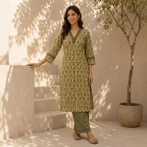 Kurti vert olive à imprimé floral pour femme, col en V, manches trois quarts, coupe droite, tunique ethnique, décontractée, confortable, à porter au quotidien - Product Image 1