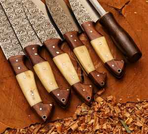 Ensemble de 5 couteaux de chef écologiques forgés à la main avec étui en cuir véritable pour la cuisine et le barbecue, vente en gros de qualité supérieure, fabrication artisanale OEM - Product Image 2