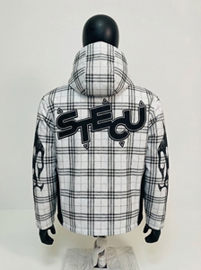 Veste technique à carreaux blancs et noirs, grand logo appliqué, imprimé flamme sur les manches, fermeture éclair étanche, OEM/ODM - Product Image 2