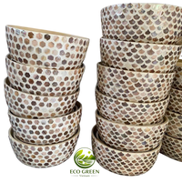 Bol de pédicure artisanal en bambou fait main pour bain de pieds, idéal pour équipement de salon de manucure de luxe et décoration de spa