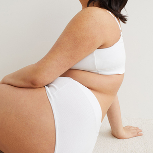 Tanga de Cintura Súper Alta para Mujer, Sin Costuras, Transpirable, de Nailon y Elastano, Diseño Sólido, Tejido para Uso Diario - Product Image 3