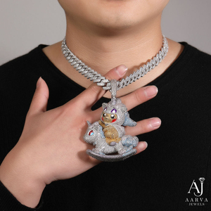 Collier en argent plaqué rhodium avec pendentif cheval à bascule animalier de dessin animé, serti de zircons, cadeau idéal pour les occasions festives - Product Image 4