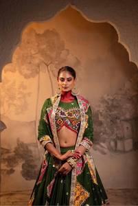 Lehenga de Algodón Muselina con Estampado Digital y Encaje Lampi, Blusa sin Coser y Dupatta para Navratri - Product Image 2