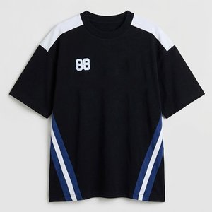 T-shirts noirs slim fit personnalisés pour femmes – Coton extensible de qualité supérieure, col rond, streetwear décontracté et confortable - Product Image 1