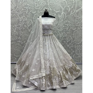 ชุดเจ้าสาวอินเดียกำมะหยี่คอลเลกชันสำหรับเจ้าสาวกับงาน zarkhan โดย fabzone - Product Image 3