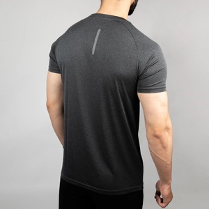 Camiseta Casual de Punto para Hombre, Cuello Redondo, Manga Corta, Corte Regular, 100% Algodón, Transpirable, de Secado Rápido, Color Gris Oscuro - Product Image 3