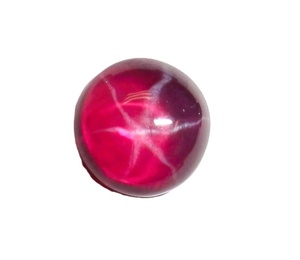 Rubis étoilé transparent rond 9x9 mm 5 carats, cabochon poli créé en laboratoire avec effet étoile à 6 branches pour la fabrication de bijoux - Product Image 3