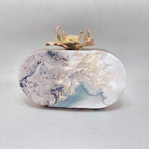 Bolso de Mano de Resina de Lujo Creativo, Producto Hecho a Mano de Alta Calidad, Nuevo Diseño de Bolso de Mano de Resina Epoxi para Mujeres y Niñas - Product Image 3
