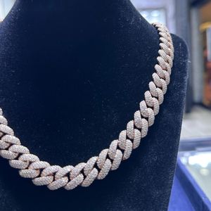 สร้อยคอฮิปฮอปแบบ Cuban Link ชุบทองคำสีกุหลาบ เงินแท้ 925 ประดับโมอิสซาไนต์ ดีไซน์ทันสมัยสำหรับทุกเพศ ได้รับการรับรองจากผู้ที่ไม่ใช่ฝ่ายใด - Product Image 2