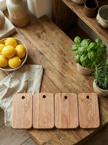 Tabla de cortar de madera ecológica, 4 piezas con soporte, acabado pulido que ayuda a evitar que los alimentos se adhieran durante el corte. - Product Image 4