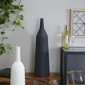 Jarrón de Hierro de Diseño Contemporáneo para Decoración de Interiores de Hoteles Boutique en Navidad, Proyectos de Estilismo en Todo el Mundo, Calidad Premium - Product Image 2